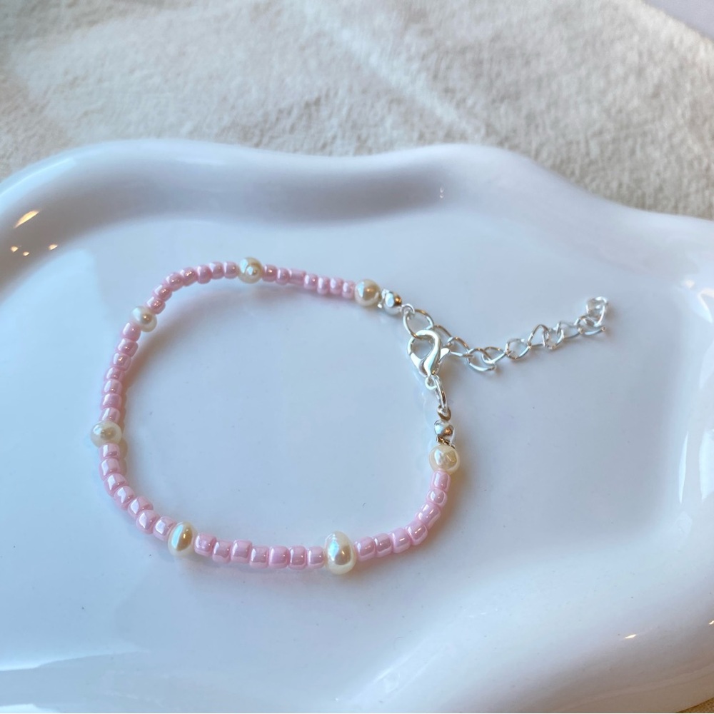 Pearl Beaded Bracelet with Pink Beads, Pink Beaded Bracelet, Music Festival - Picture 2 of 3